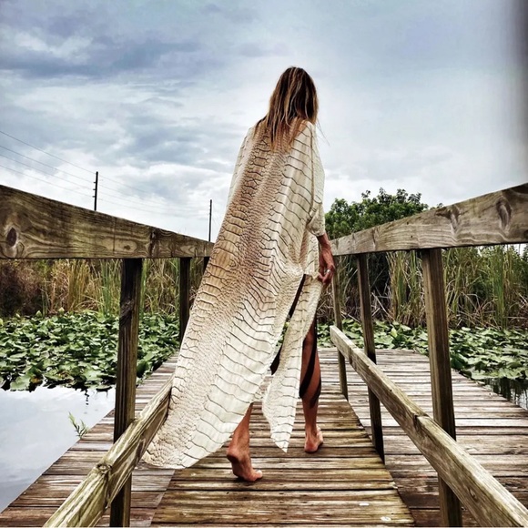 Animal Printed Kimono - Picture 4 of 4